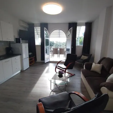Ana - Apartament *
