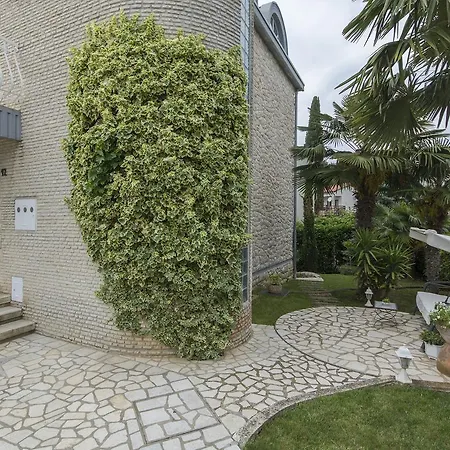 Apartament Ana - *