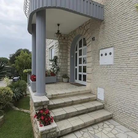 Ana - Apartament *